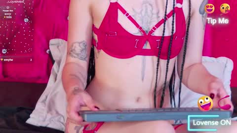 Snapshot of melany_blair chatting on February 13, 5:33 pm Melany online show from February 13, 5:33 pm