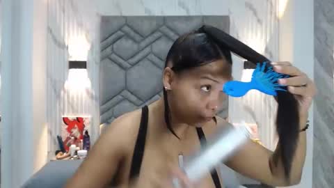 melany_contrera777 online show from April 28, 4:28 am