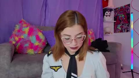 melany_jhonsonn online show from August 7, 4:33 am
