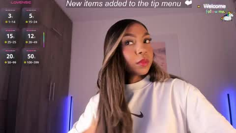 melanyriz online show from June 5, 12:17 am