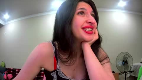 melena_caramel online show from May 18, 7:42 pm