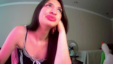 melena_caramel online show from May 19, 3:24 am