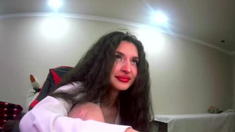 melena_caramel online show from May 24, 8:15 pm