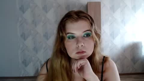 Melina online show from May 9, 3:29 pm