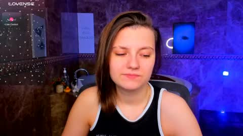 Melinda online show from May 24, 2:19 am