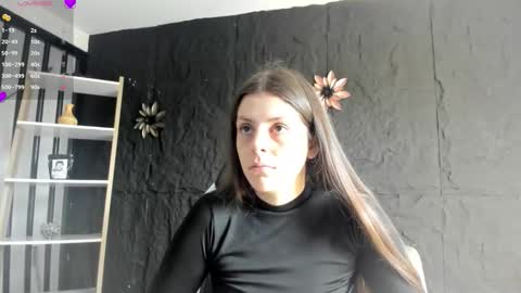 Melissa online show from February 25, 1:47 pm