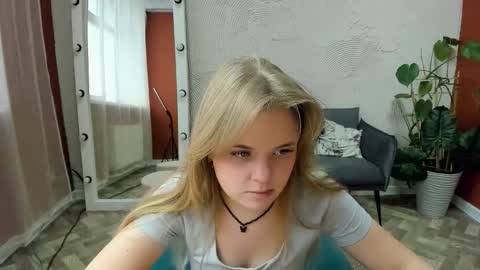 Snapshot of melissa_199 chatting on October 14, 10:29 am Sophia online show from October 14, 10:29 am