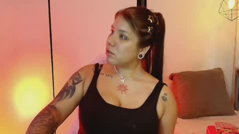 Lissa  online show from May 22, 11:39 am