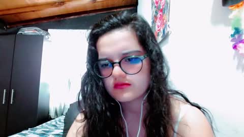 Snapshot of melissa_and_dany chatting on February 8, 6:01 pm Melissas Corner online show from February 8, 6:01 pm
