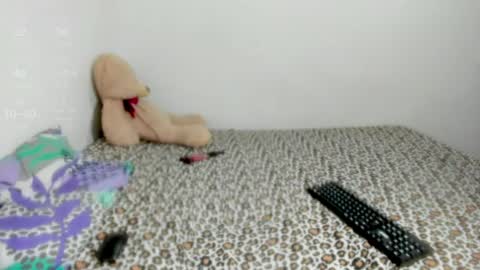 melissa_cat20 online show from July 22, 2:14 am