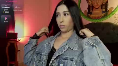 michell online show from March 18, 8:47 pm