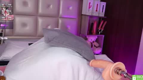 melissa_luu online show from November 11, 9:28 pm