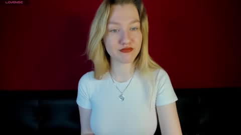 Snapshot of melissa_moooree chatting on September 24, 8:21 am melissa_moooree online show from September 24, 8:21 am