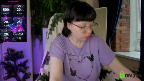 Melissa online show from May 27, 3:42 pm