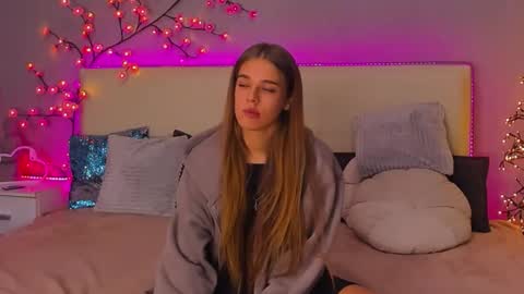 MelissaCrayzy online show from September 24, 9:05 am