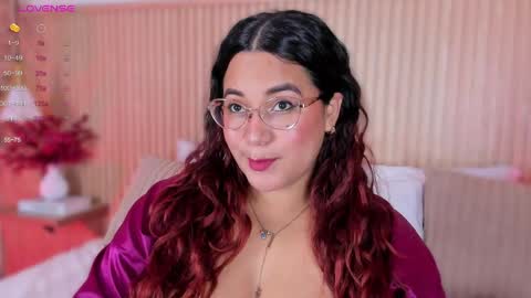M E L I S S A  online show from May 26, 12:00 pm