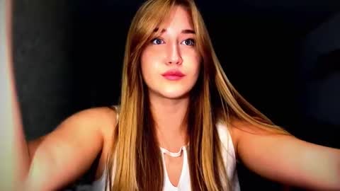 melissalii online show from October 9, 4:01 pm