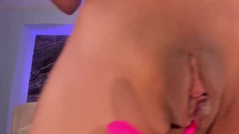 Call me Meli online show from February 10, 3:42 am