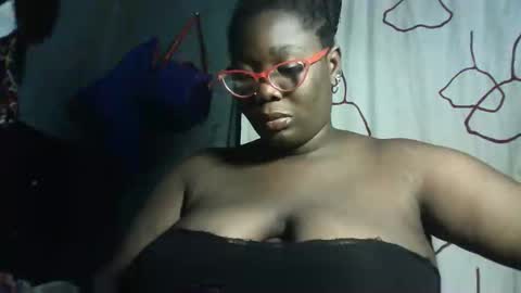 Melissa  online show from May 18, 7:09 pm