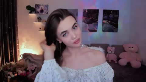 Tessa online show from December 18, 10:16 pm