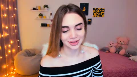 Tessa online show from January 17, 1:25 am