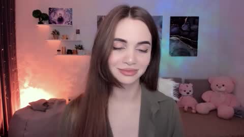 Tessa online show from February 13, 4:05 am