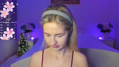 Mellina online show from December 19, 9:43 pm