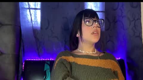 Snapshot of melodydreams1520 chatting on October 28, 5:25 pm melodydreams1520 online show from October 28, 5:25 pm