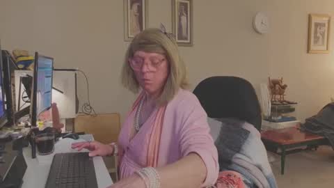 Melody online show from February 26, 5:38 pm