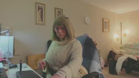 Melody online show from February 15, 12:48 pm