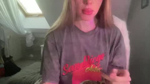 Melodie Sweet online show from February 3, 2:54 pm