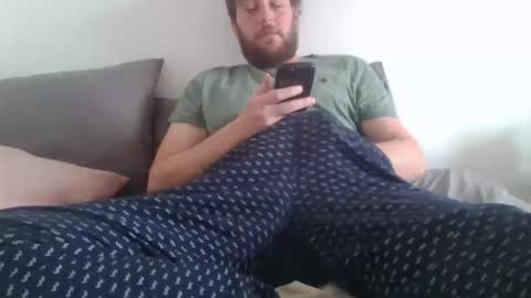 memo20cm online show from March 12, 9:02 am