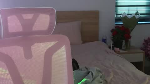 Mencialo online show from May 21, 12:06 am