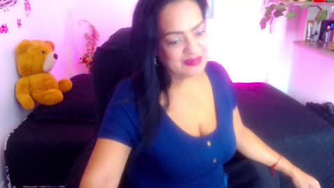 Snapshot of menfismuller1 chatting on October 6, 6:15 pm menfismuller online show from October 6, 6:15 pm