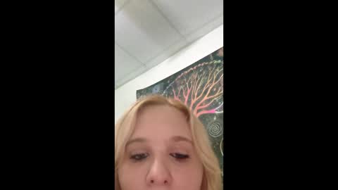 mentallyimperfect2025 online show from April 12, 4:16 am