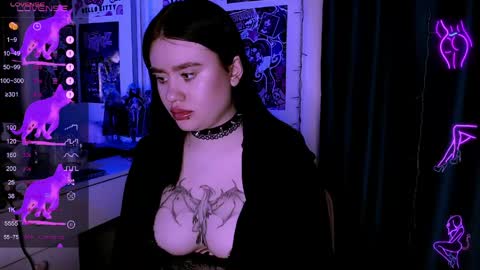 meow marie online show from April 4, 11:56 pm