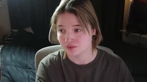 meowme online show from February 28, 2:04 am