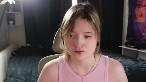 meowme online show from March 4, 5:15 am