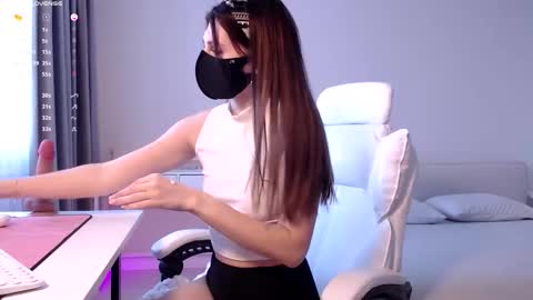 meowwmee online show from February 2, 7:27 am