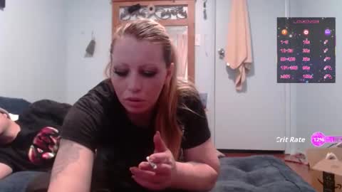 meowzers777 online show from May 31, 2:21 am