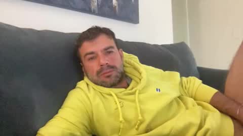 Mercedes190d online show from February 5, 1:25 pm