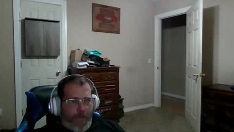 mercer1977 online show from June 1, 4:52 pm