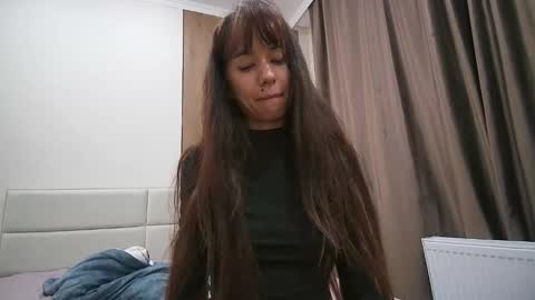 meriannabell online show from January 9, 1:44 am