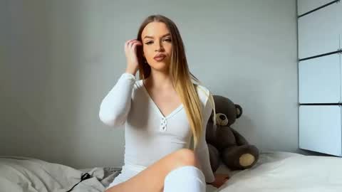 Rina online show from April 13, 11:14 am