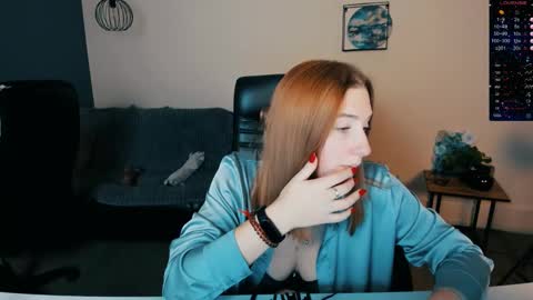 merlin_gree online show from December 3, 3:04 am