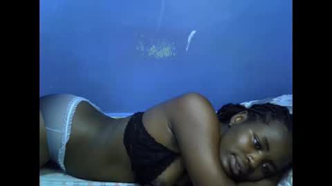 merlin_queen online show from December 23, 7:25 am