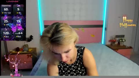 merymidnight online show from November 3, 6:25 am