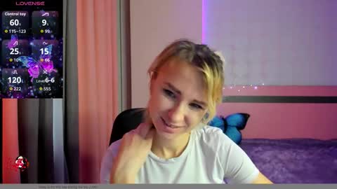 merymidnight online show from December 4, 7:19 am