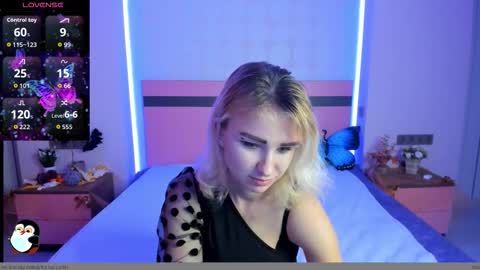 merymidnight online show from November 26, 7:05 am