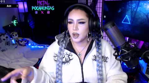 Snapshot of metalpocahotass chatting on December 22, 5:22 am MetalPocahotass online show from December 22, 5:22 am